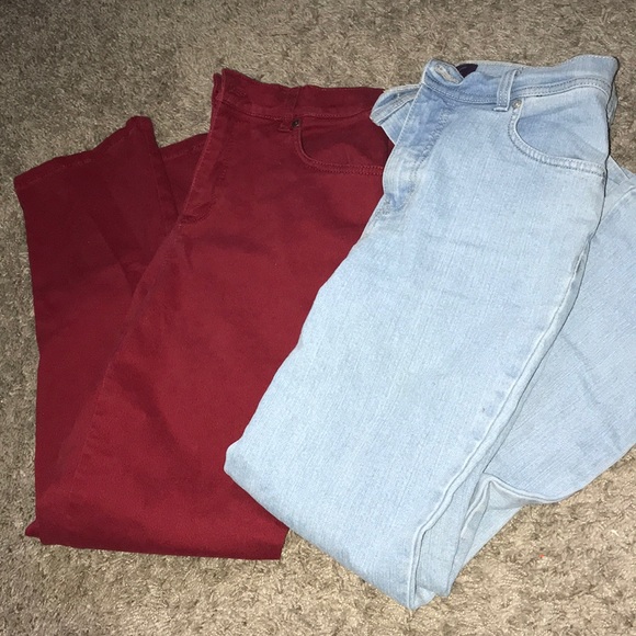 TRENDING MOM JEANS - Picture 1 of 3